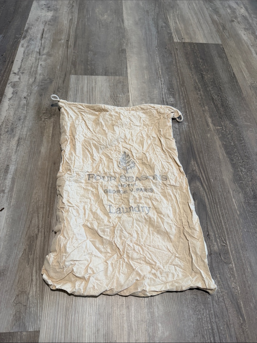 Four Seasons Hotel George V. Paris Laundry Bag